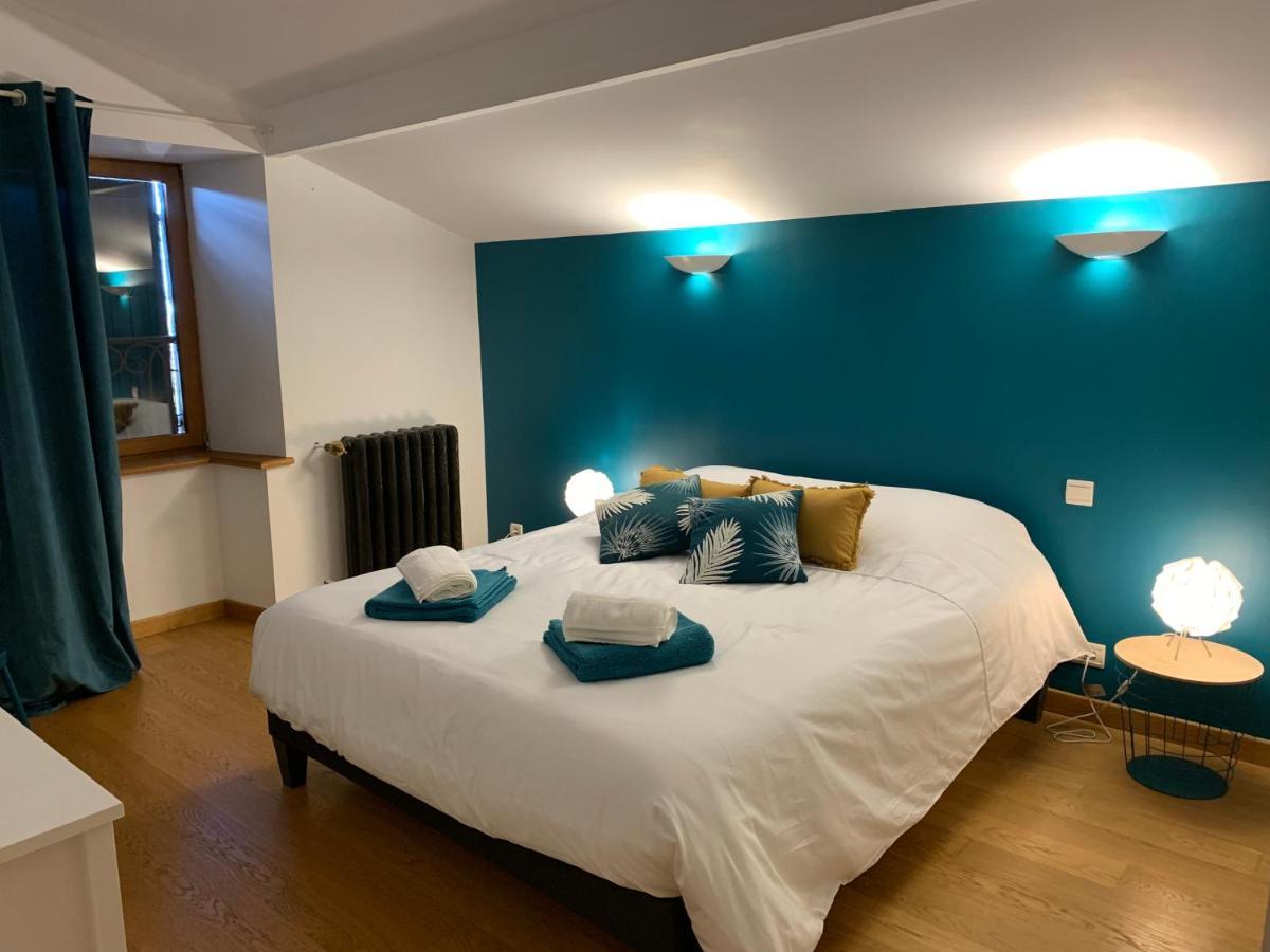 Domaine Des Pierres D Auvergne Flat Exterior photo